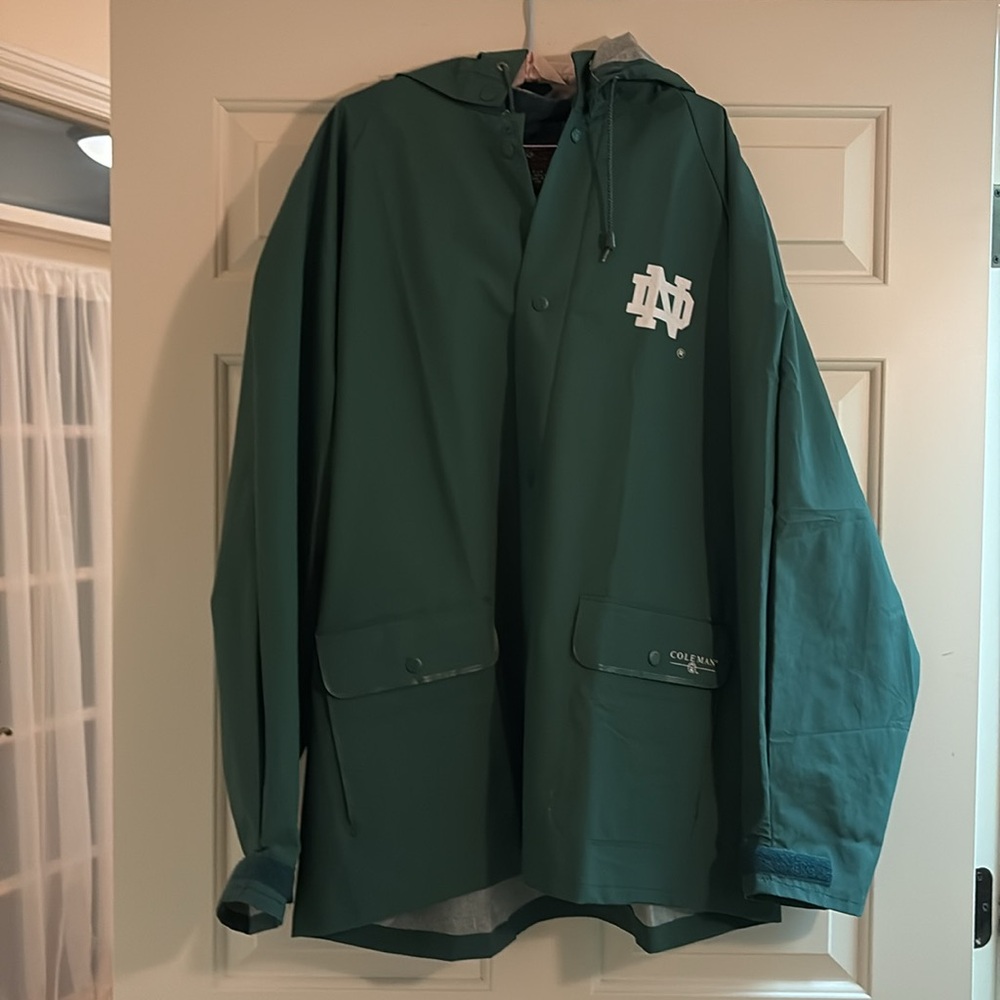Notre Dame University Rain Suit XL by Coleman Outdoors 100% Waterproof